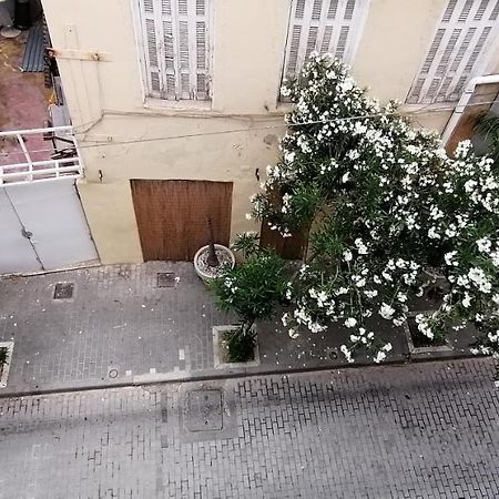Shared Rooms Near Acropolis And Monastiraki Atenas Exterior foto