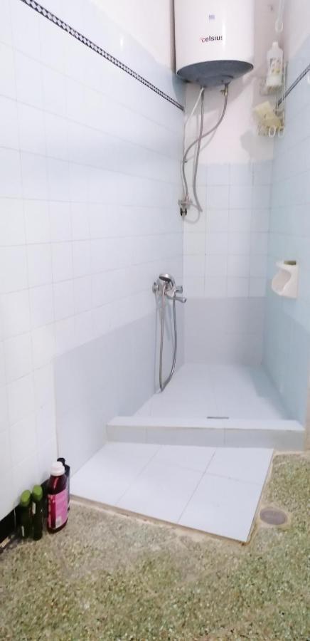 Shared Rooms Near Acropolis And Monastiraki Atenas Exterior foto